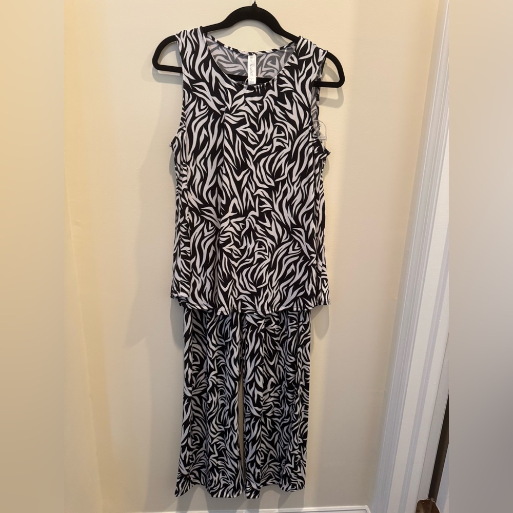 Zebra Print Sleeveless Two Piece Set